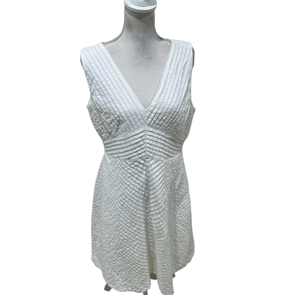 J. Crew White Sleeveless pleated v neck Dress above the knee size 16